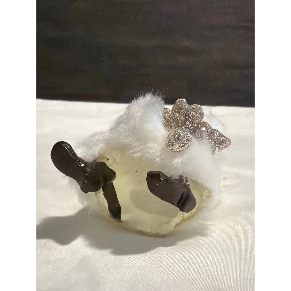 Vintage Style Santa Claus Christmas Ornament Cream Faux Fur Silver Tree 5 Inch